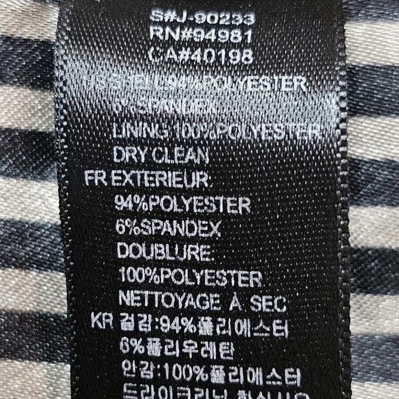 Forever 21 Women's Black Blazer Jacket With Half Cuffed Stripped Sleeves, Size M - Picture 9 of 9